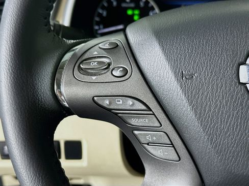 Used 2021 Nissan Murano SV w/ Cargo Package image 16