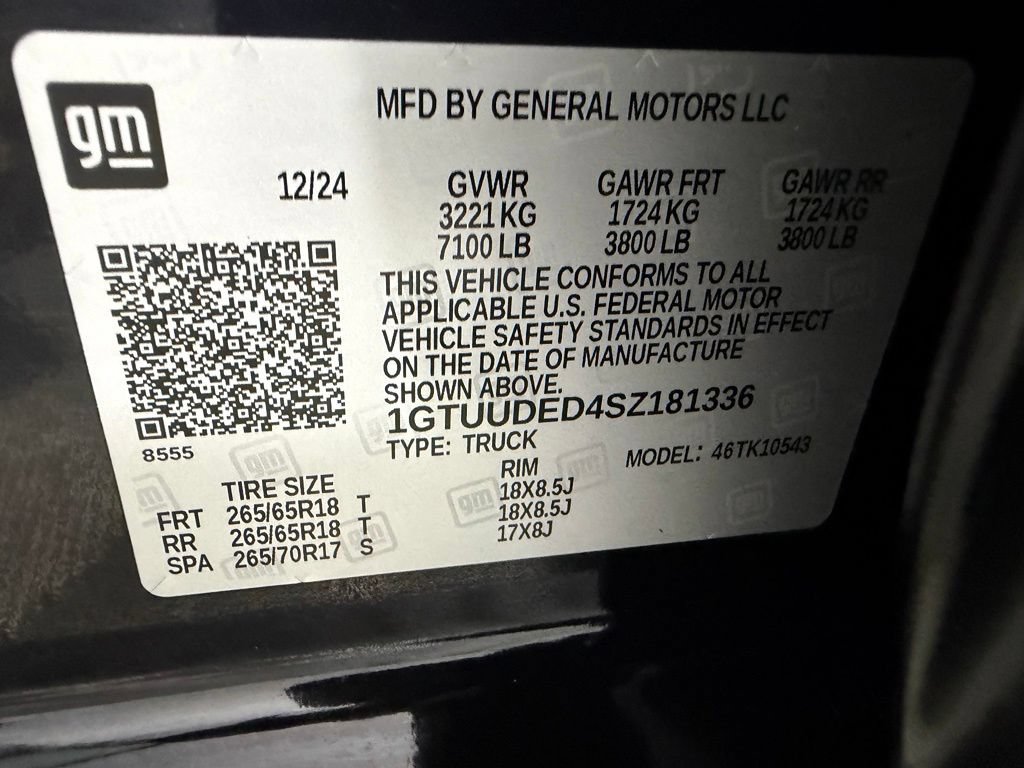 Used 2025 GMC Sierra 1500 SLT AWD/4WD image 26