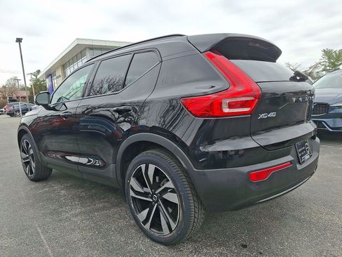 Certified 2023 Volvo XC40 B5 Plus w/ Driver Assist Package image 4