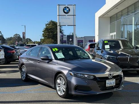 Used 2019 Honda Accord LX image 1