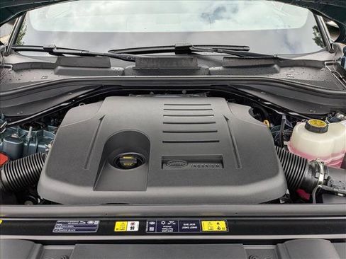 New 2026 Land Rover Range Rover Sport SE AWD/4WD image 18