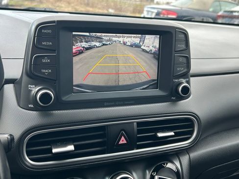 Used 2019 Hyundai Kona SEL image 28