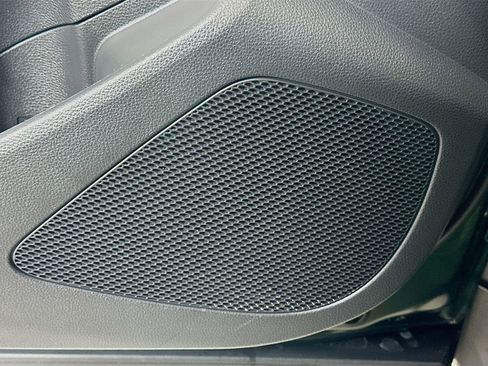 Used 2026 Toyota Corolla Cross LE image 19