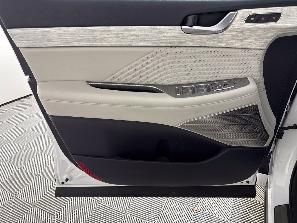 Used 2025 Hyundai Palisade Calligraphy FWD image 12