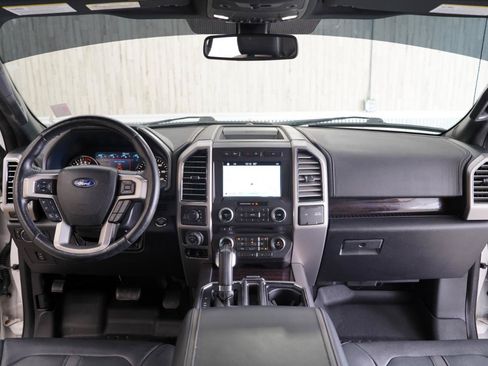 Used 2017 Ford F150 Platinum w/ Equipment Group 701A Luxury AWD/4WD image 16