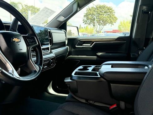 Used 2023 Chevrolet Silverado 1500 LT w/ Protection Package image 14