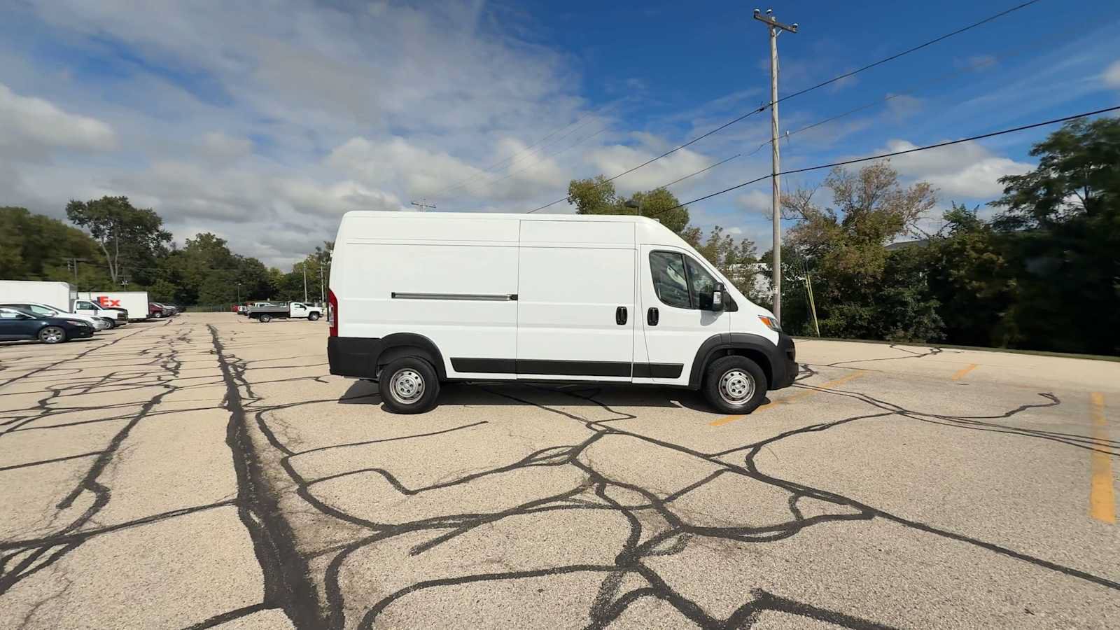 Used 2023 RAM ProMaster 2500 FWD image 3