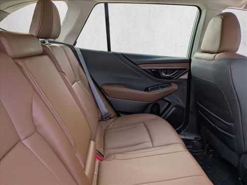 Used 2025 Subaru Outback Touring w/ Popular Package #2 image 19