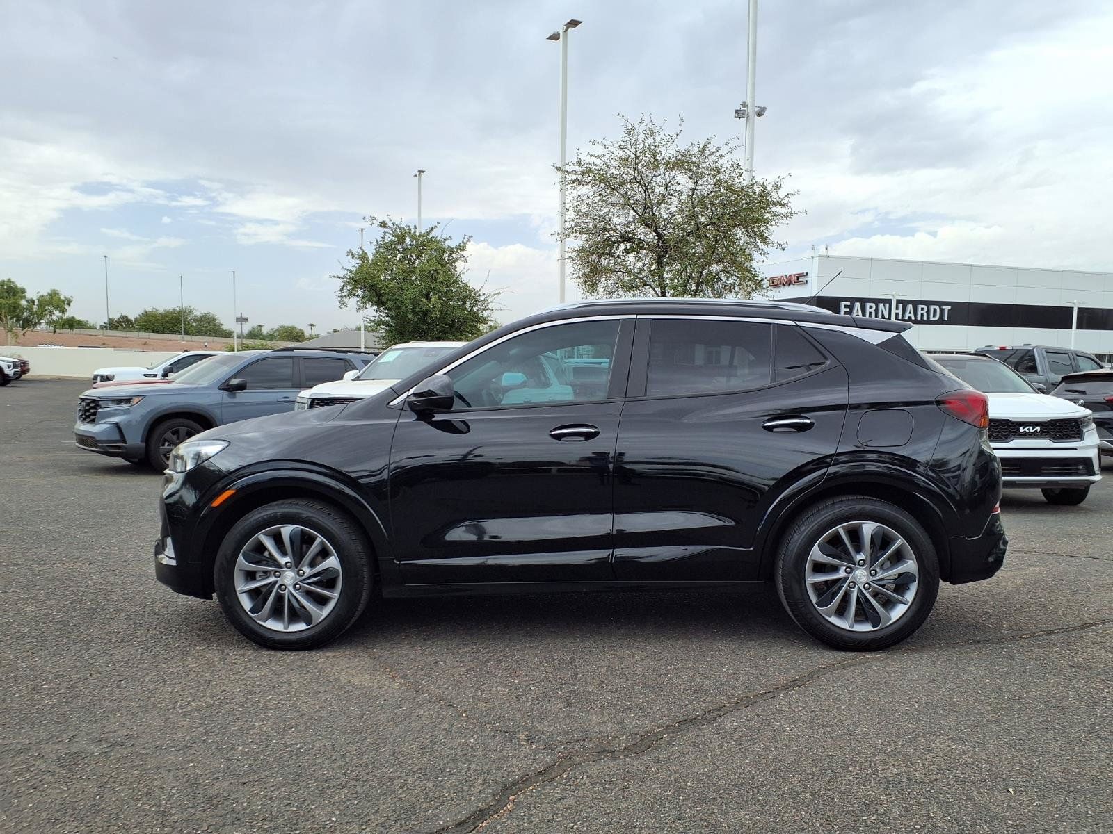 Used 2023 Buick Encore GX Select w/ Sport Touring Package FWD image 9