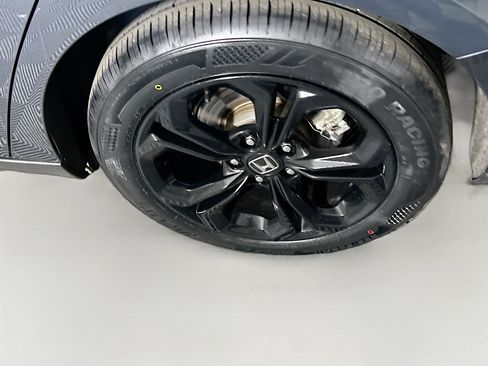 Used 2025 Honda Accord SE image 11