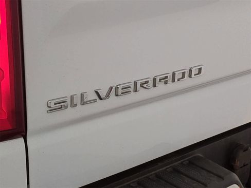 Used 2020 Chevrolet Silverado 1500 LTZ image 12