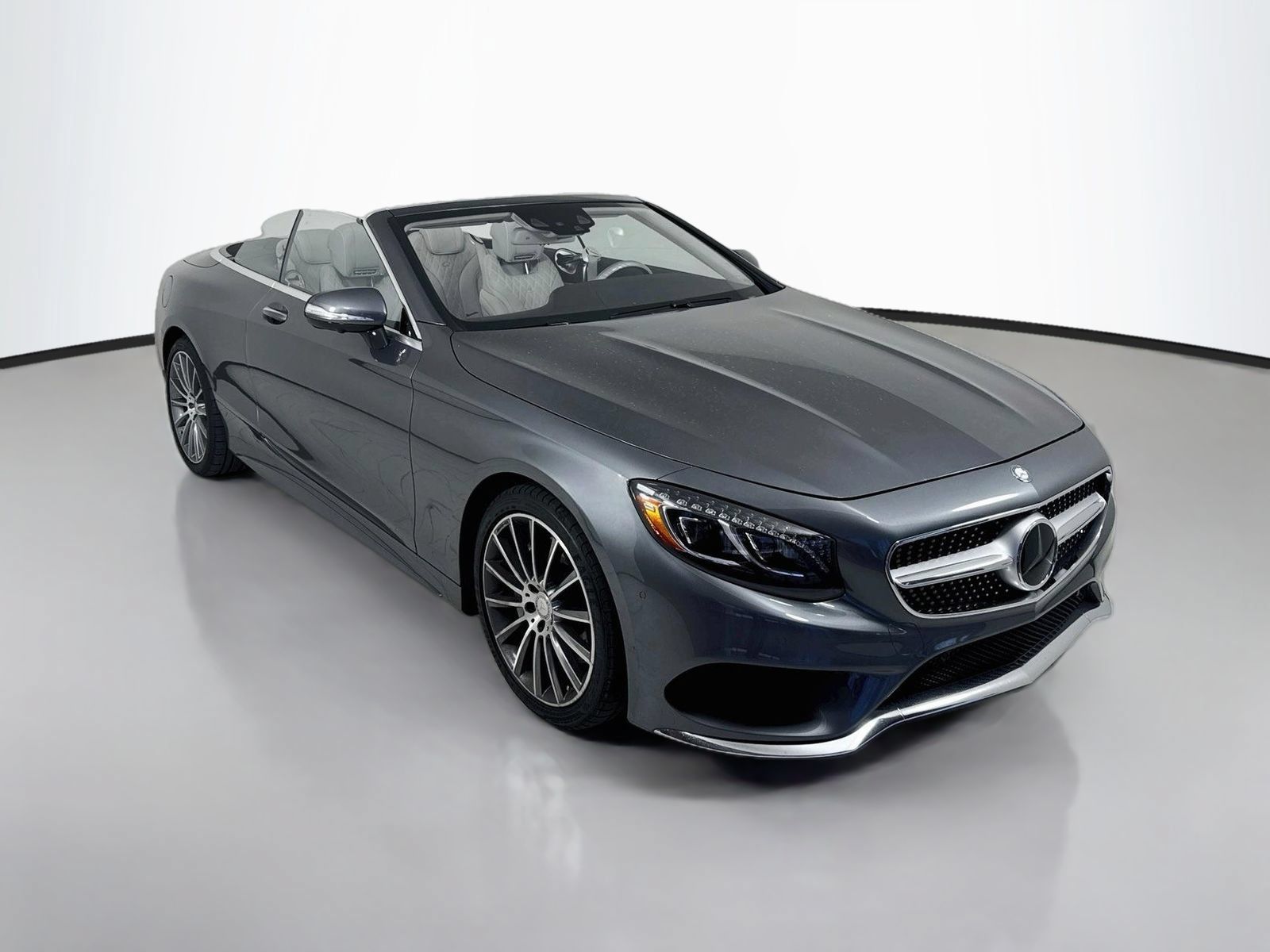 Used 2017 Mercedes-Benz S 550 Cabriolet image 1
