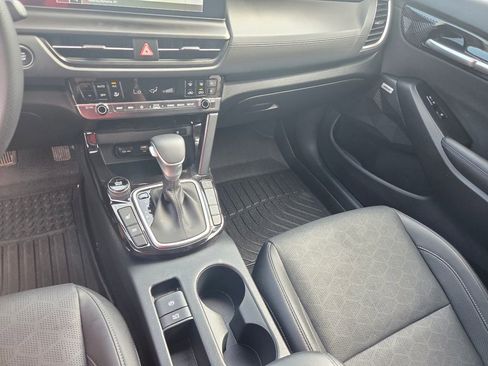 Used 2024 Kia Seltos SX AWD/4WD image 21