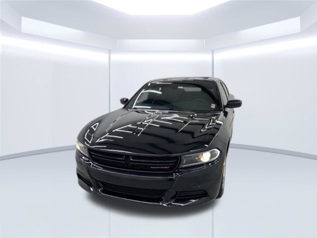 Used 2022 Dodge Charger SXT RWD image 2