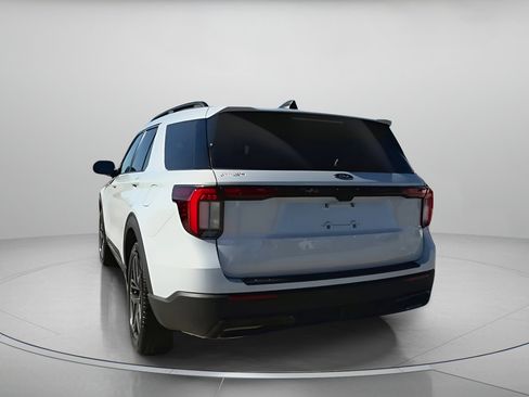 New 2026 Ford Explorer ST-Line w/ ST-Line Street Pack image 25