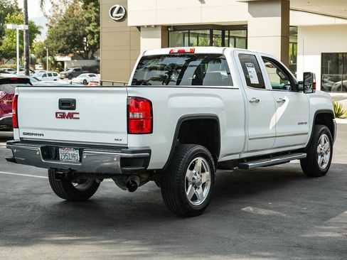 Used 2015 GMC Sierra 2500 SLT w/ SLT Preferred Package AWD/4WD image 6