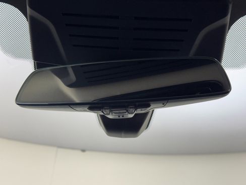 Used 2025 BMW X7 xDrive40i w/ Parking Assistance Package image 35