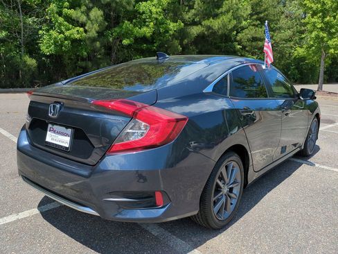 Used 2020 Honda Civic EX image 4