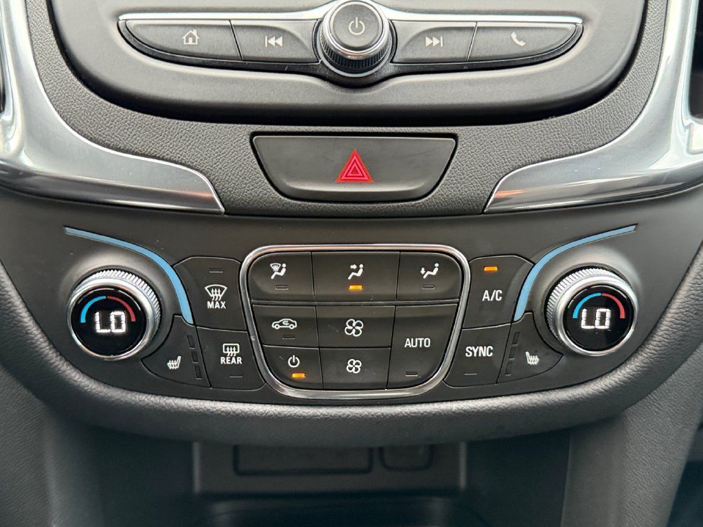 Used 2021 Chevrolet Equinox LT AWD/4WD image 16