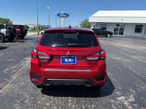 Used 2021 Mitsubishi Outlander Sport ES AWD/4WD image 5