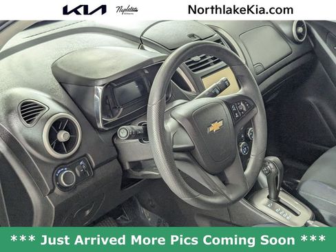 Used 2016 Chevrolet Trax LS image 12