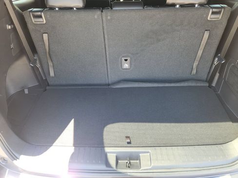 Used 2021 Toyota Highlander XSE FWD image 27