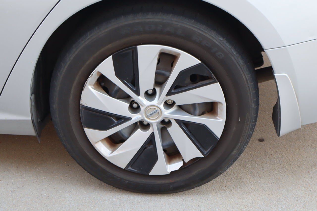Used 2019 Nissan Altima 2.5 S FWD image 26