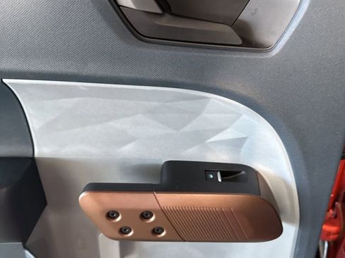 Used 2022 Ford Maverick Lariat image 20