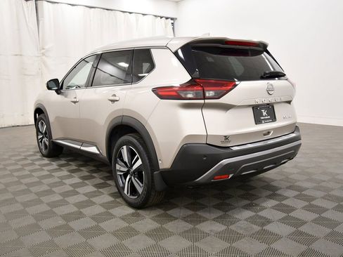 Used 2023 Nissan Rogue SL w/ SL Premium Package AWD/4WD image 5