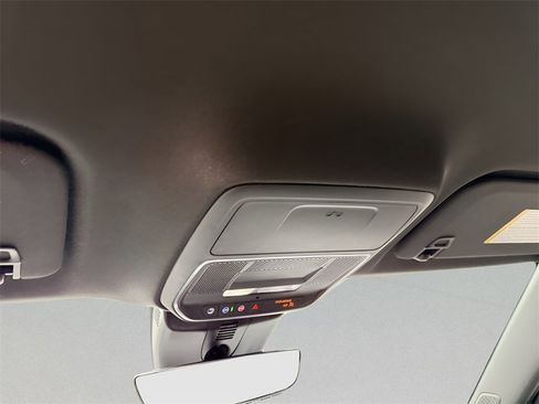 New 2026 Chevrolet Traverse RS w/ LPO, Floor Liner Package image 26