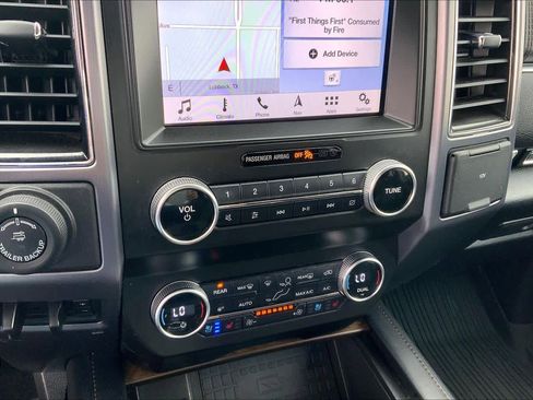 Used 2019 Ford Expedition Max Platinum AWD/4WD image 34