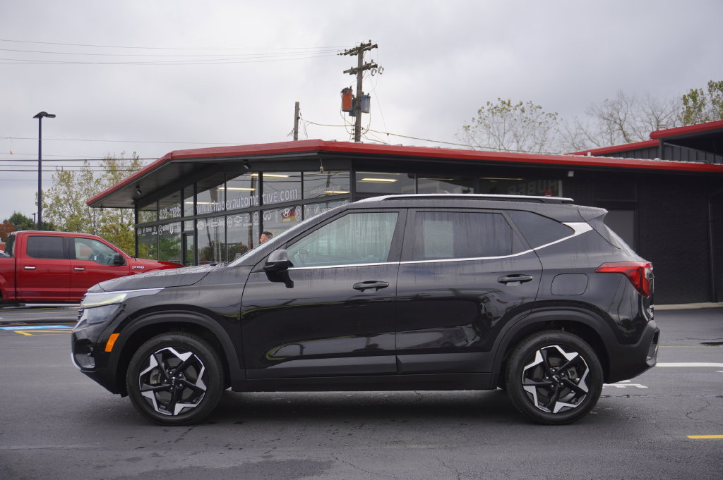 Used 2025 Kia Seltos EX AWD/4WD image 4