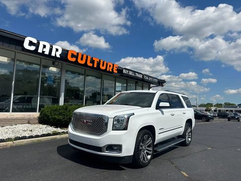 Used 2018 GMC Yukon Denali w/ Denali Ultimate Package AWD/4WD image 1