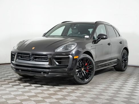 Used 2024 Porsche Macan GTS w/ Premium Plus Package AWD/4WD image 1