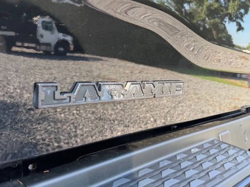 Used 2022 RAM 2500 Laramie w/ Night Edition AWD/4WD image 16