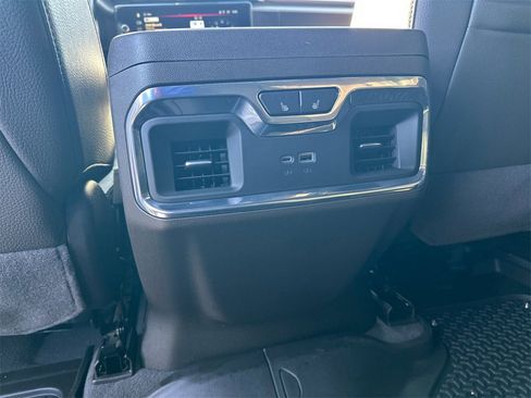 Used 2024 GMC Sierra 3500 Denali w/ Denali Reserve Package image 23