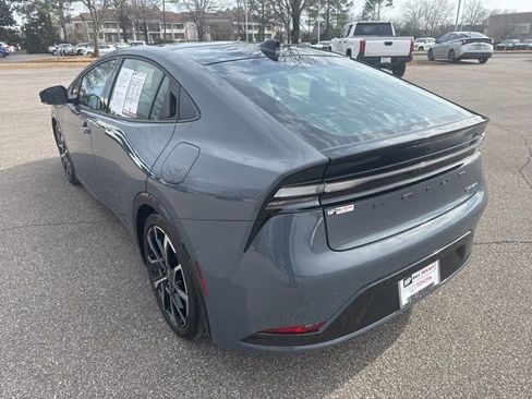 Used 2025 Toyota Prius XSE Premium w/ Limited Premium Package image 3