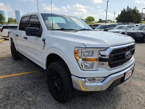Used 2022 Ford F150 XLT w/ Equipment Group 301A Mid AWD/4WD image 3