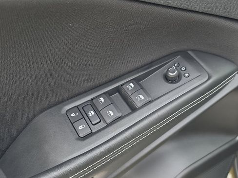 New 2026 Jeep Cherokee Laredo AWD/4WD image 17