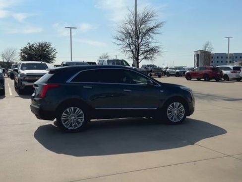 Used 2019 Cadillac XT5 Premium Luxury image 9