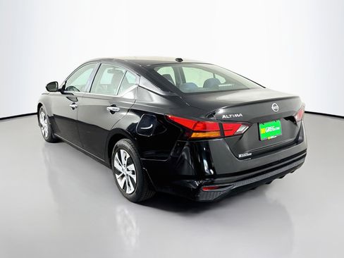 Used 2019 Nissan Altima 2.5 S FWD image 7