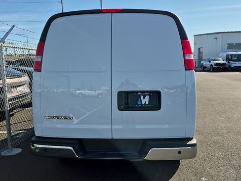 New 2025 Chevrolet Express 2500 w/ Driver Convenience Package RWD image 27