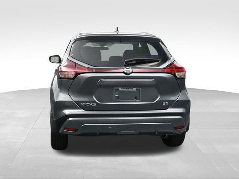 Used 2023 Nissan Kicks SR w/ SR Premium Package image 6