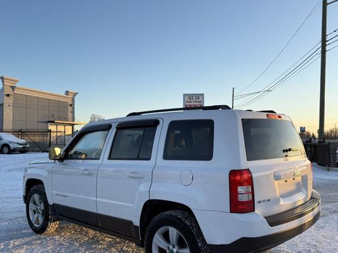Used 2014 Jeep Patriot Latitude w/ Sun/Sound Group image 4