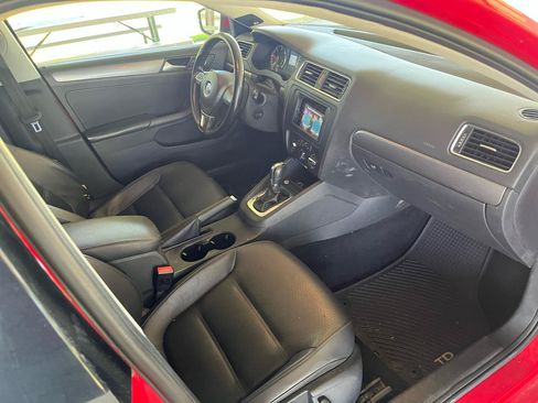 Used 2014 Volkswagen Jetta TDI FWD image 12