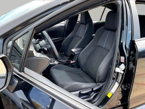 Used 2021 Toyota Corolla SE FWD image 8