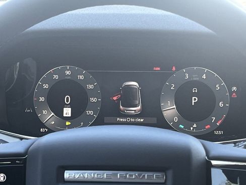 Used 2026 Land Rover Range Rover Evoque Dynamic SE AWD/4WD image 18