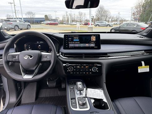 New 2026 INFINITI QX60 Sport image 19