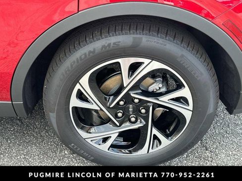 New 2025 Lincoln Nautilus Premier w/ Equipment Group 102A image 20