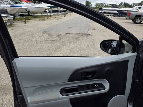 Used 2012 Toyota Prius C One FWD image 14